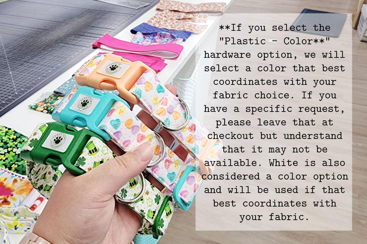 Vintage Christmas Plaid Dog Collar ~ Winter Dog Collar ~ Christmas Plaid Fabric Dog Collar ~ Antique Bronze Hardware ~ Sandy Paws Collar Co®