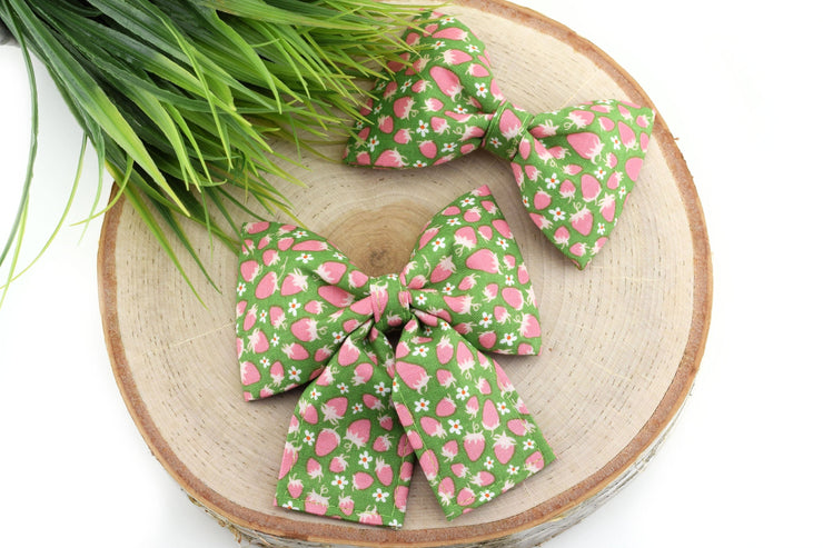 Strawberry Dog Collar Bow - Green ~ Summer Bow Tie ~ Girly Dog Collar Bow ~ Slide On Bow for Dog Collar ~ Sandy Paws Collar Co®